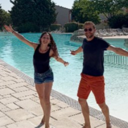 Un séjour d'une semaine / 7 nuits au Domaine de Fayence pour 4 personnes, hébergement prêt à vivre,…
