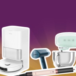 Par tirage au sort : 1 aspirateur robot Dreame 1 Dyson Airwrap 1 robot de cuisine Smeg Aux instants…